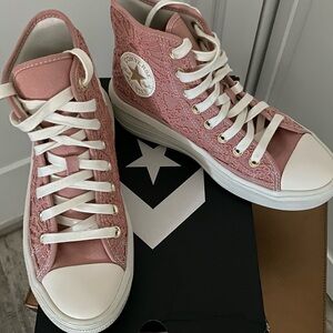Converse Chuck Taylor Move Platform High Top Pink Lace / Canvas